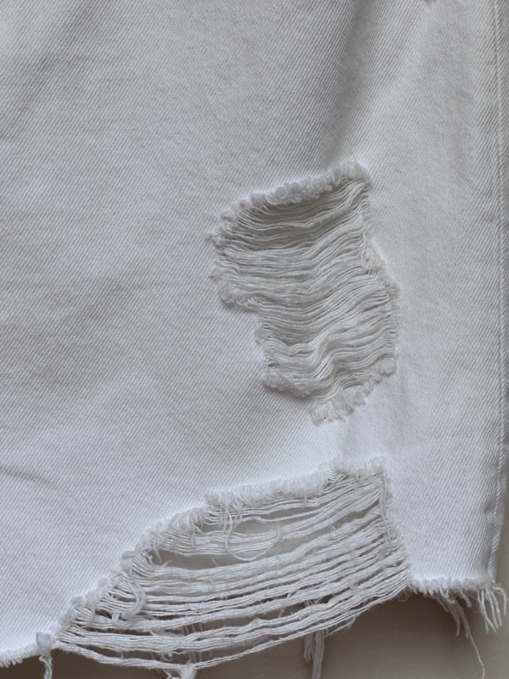 GRLFRND Rhoda Asymmetrical Distressed Denim Mini Skirt White Size 29 Revolve NWT - Picture 4 of 13